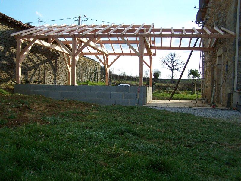 Préau et passage couvert